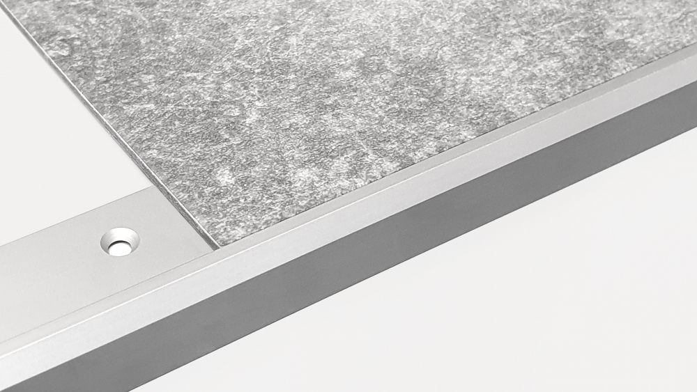 Stair nosing 2,6x12mm